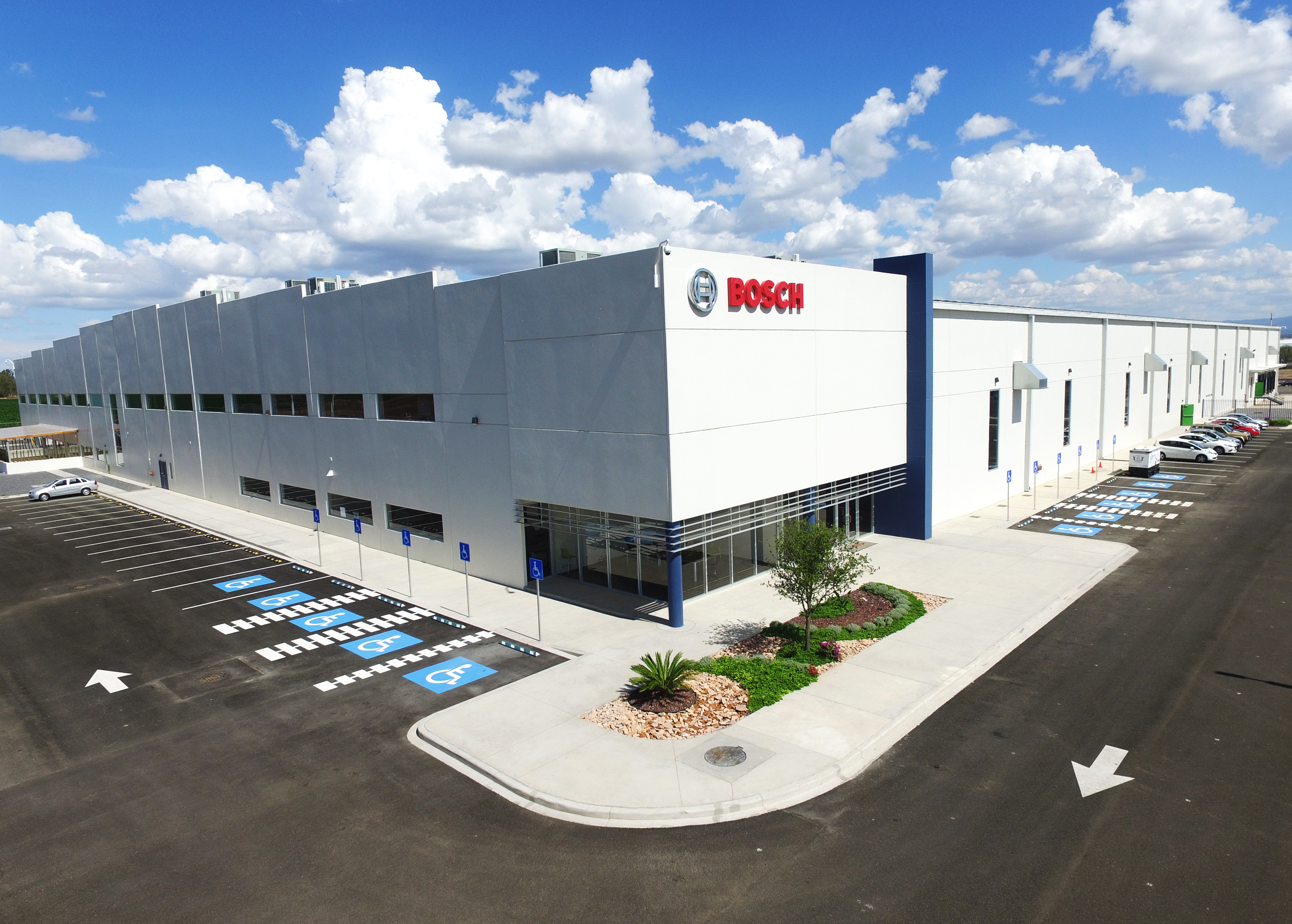 Bosch Inaugura Su Primera Planta De Direccion Automotriz En